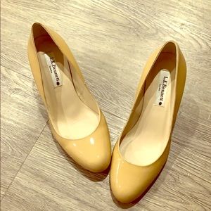 [SOLD] LK Bennett shoes